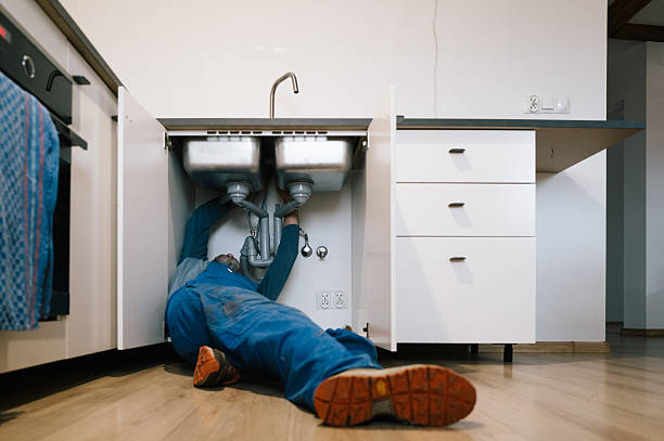 Professional Pipe Repair technician working in North Street, MI
